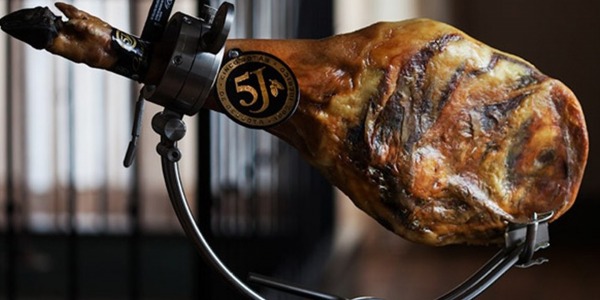 ¿Has recibido un jamón ibérico por Navidad? Sácale el máximo partido